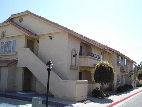 Foto principal - 1750 Main St