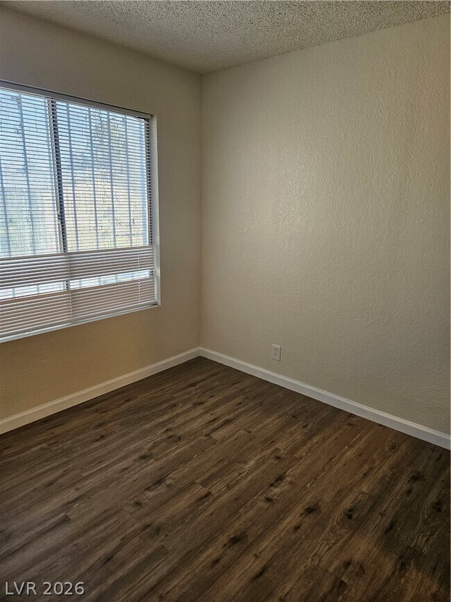 Foto del edificio - 4581 Macher Way