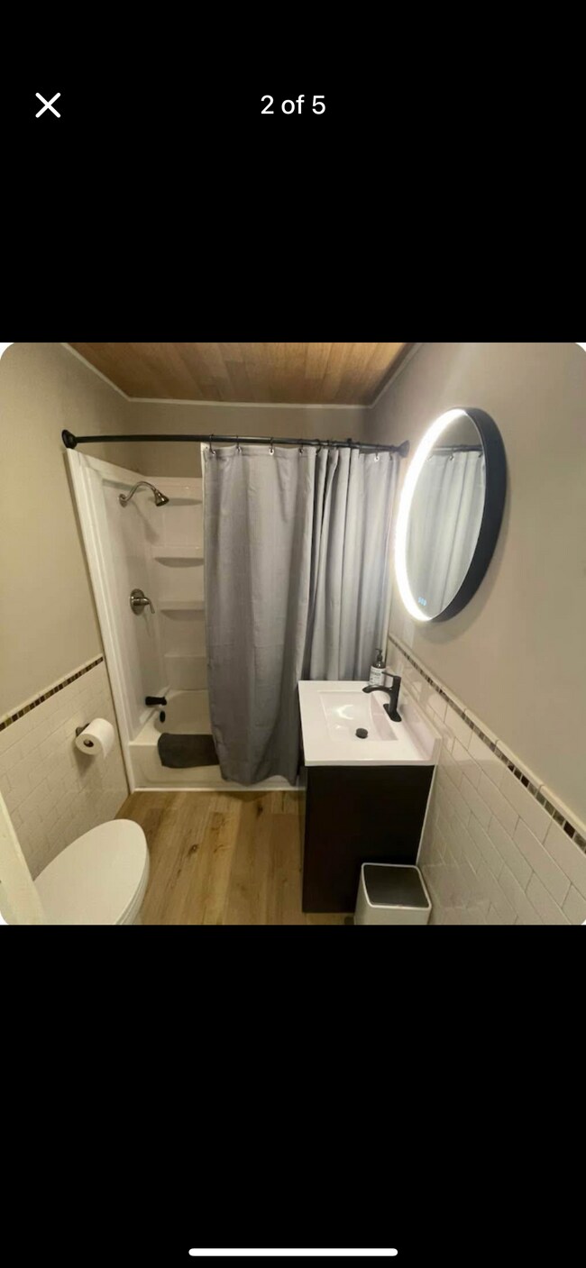 Foto del edificio - 1021 Barlow St