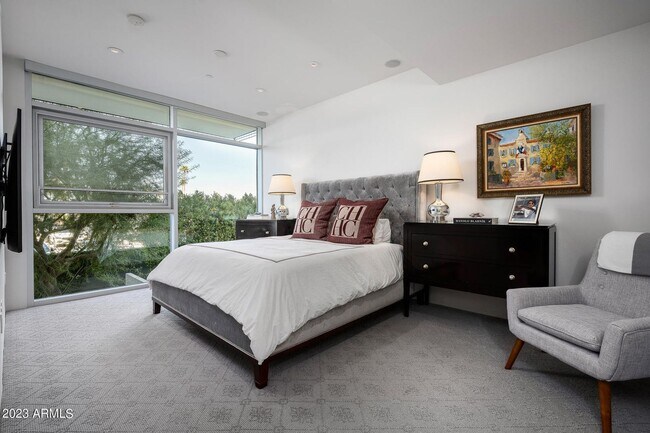 Building Photo - 4745 N Scottsdale RD 1011, Scottsdale, AZ ...