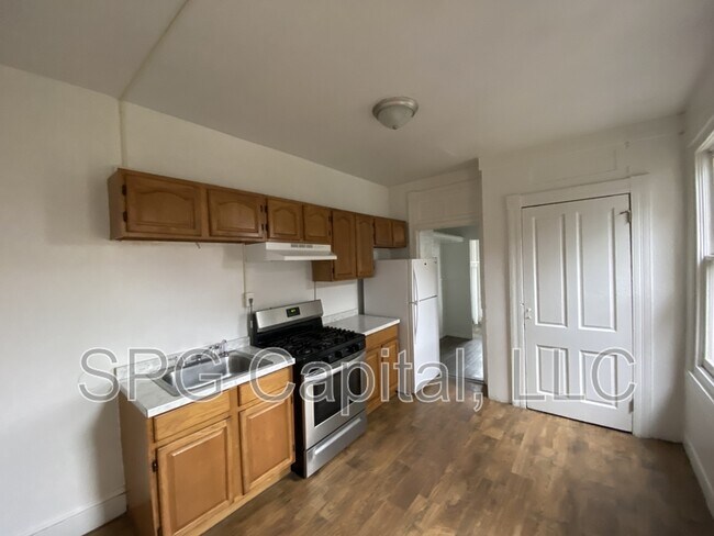 Foto del edificio - 226 S Pine St