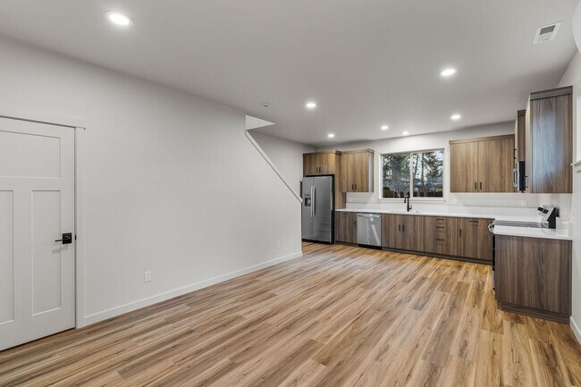 Foto del edificio - 817 SE 5th St