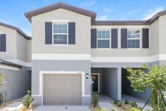 Building Photo - 2171 Great Sapphire Ln