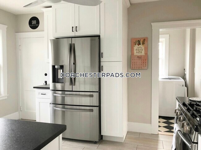 Foto del edificio - 98 Fuller St.