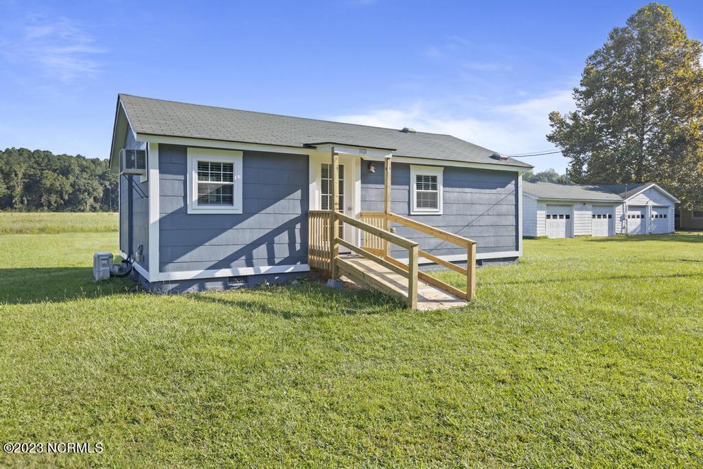 Primary Photo - 1038 Harrell's Loop Rd