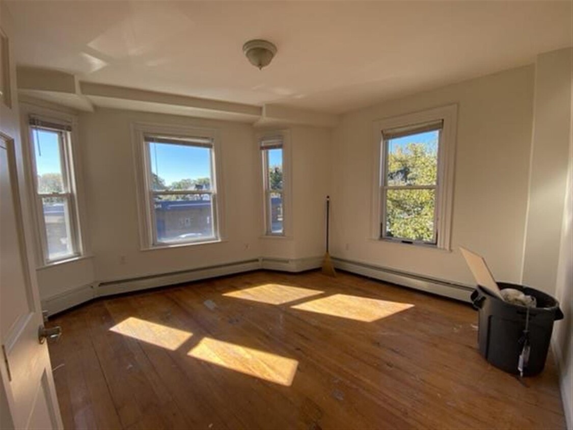 2 Craigie St Unit 2B, Somerville, MA 02143 - Apartments In Somerville ...