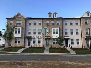 Building Photo - 1216 Yuling Way