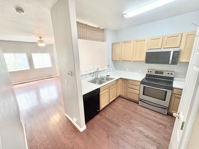 Building Photo - 12472 E Tennessee Dr