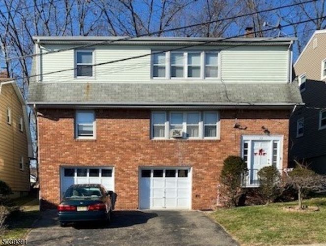 Foto principal - 73 Lakeshore Dr