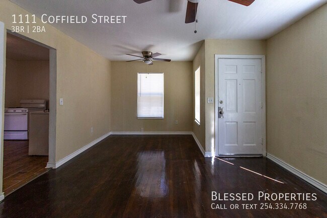 Building Photo - 1111 Coffield St