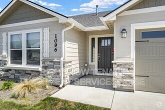Building Photo - 1096 N Ryde Ave