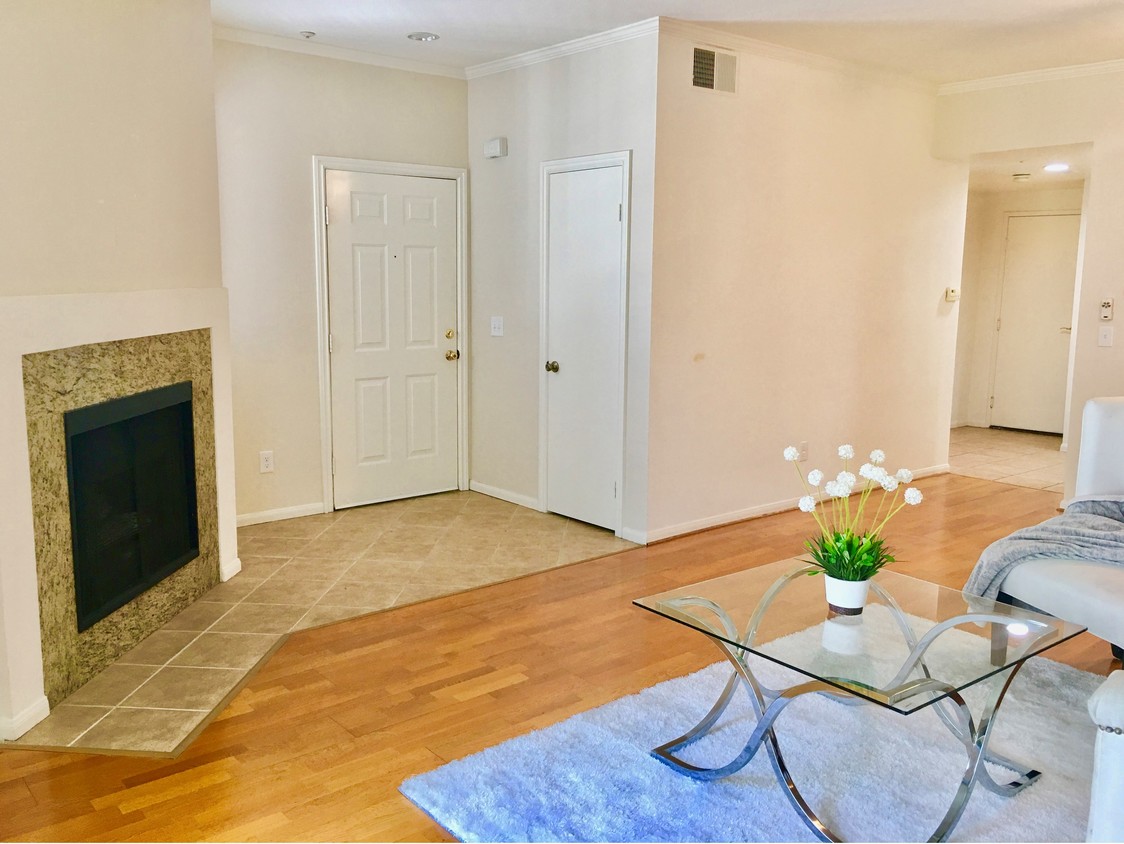 Spacious Living Rm - 10361 Garden Grove Blvd