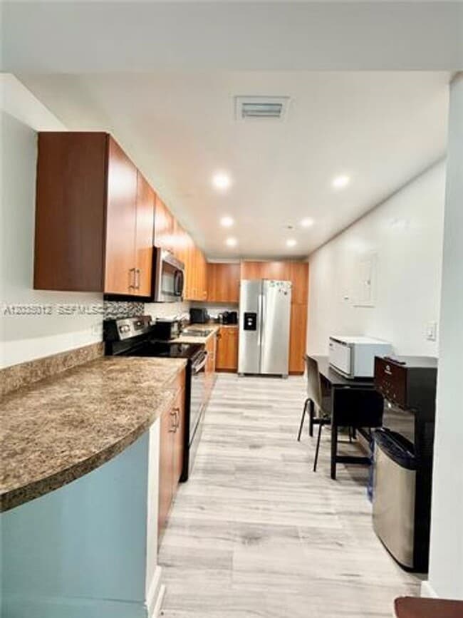 Photo - 7501 E Treasure Dr Apartment