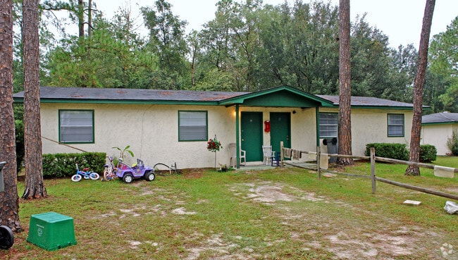 Building Photo - Trail View Apartments