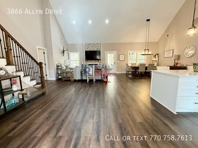 Foto del edificio - 3866 Allyn Dr NW