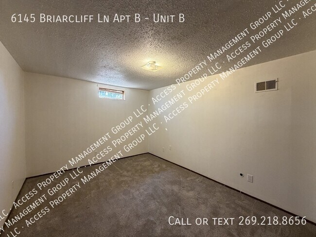 Foto del edificio - 6145 Briarcliff Ln