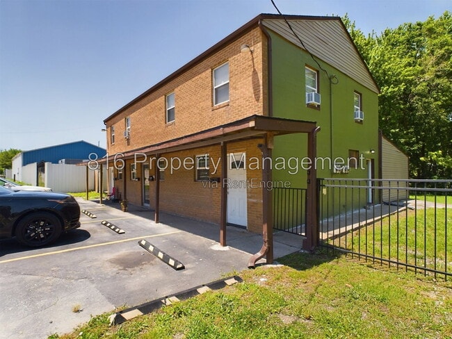 Building Photo - 8720 E Winner Rd
