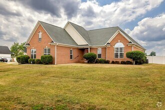 Building Photo - 523 Murray Fork Dr