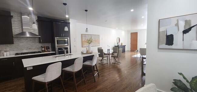 Foto del edificio - 2038 S Columbine St