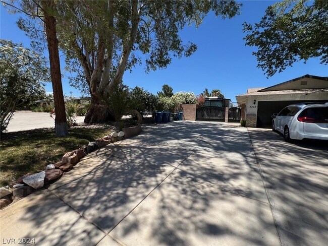 Building Photo - 3310 W Mardon Ave