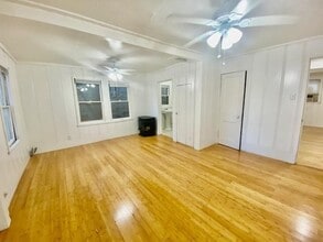 Building Photo - 1410 Wentworth St