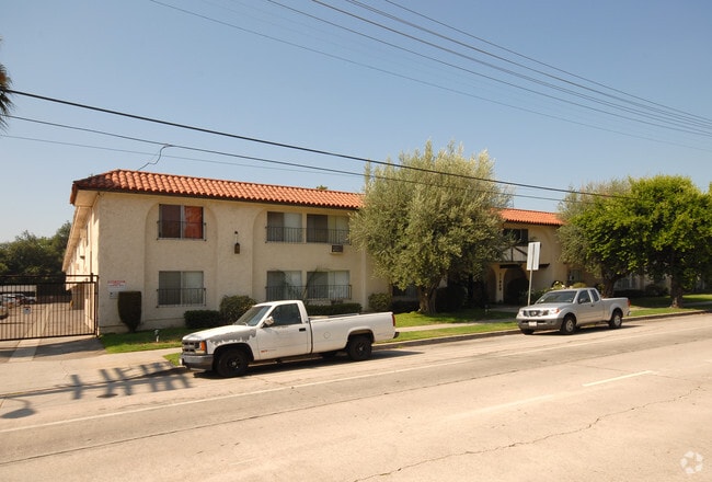 Building Photo - Valle Vista Apartments