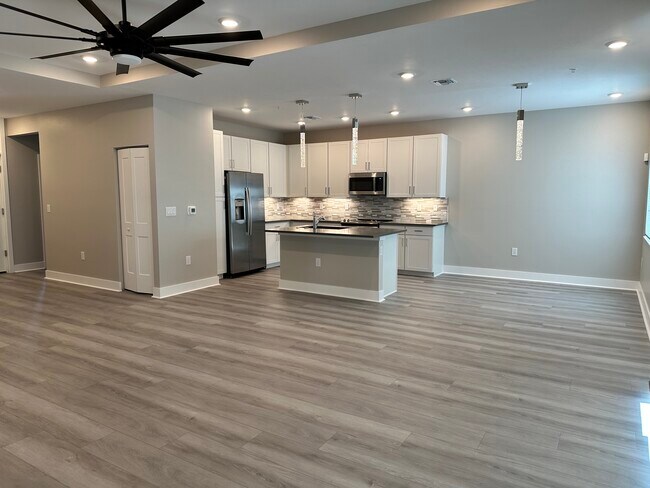 Building Photo - 26330 Coco Cay Cir