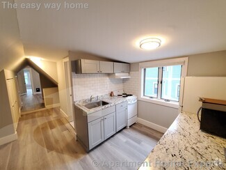 Building Photo - 146 Highland Ave