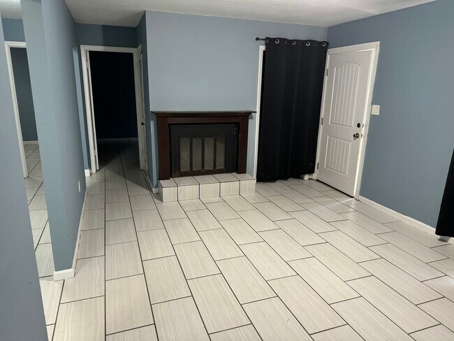 Foto del edificio - 1924 Nekoma Ct