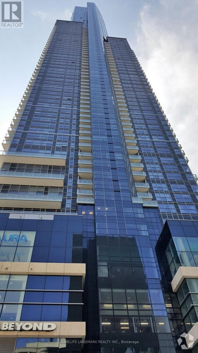 Building Photo - 386-386 Yonge St