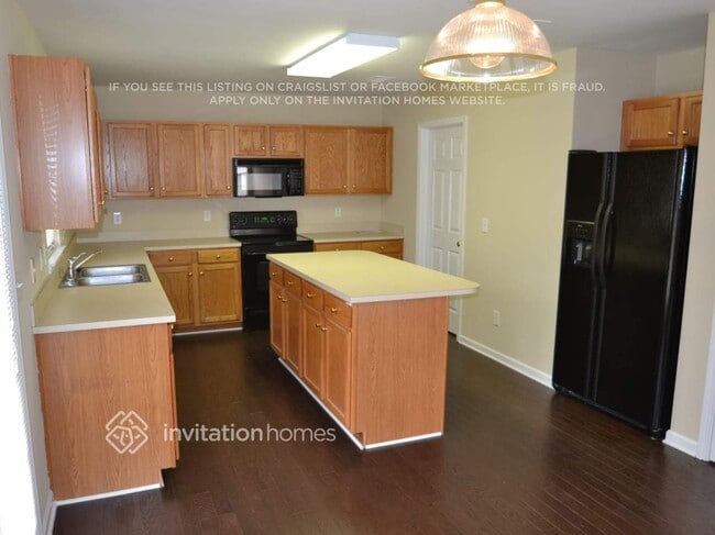 Building Photo - 1552 Summit Ridge Ln