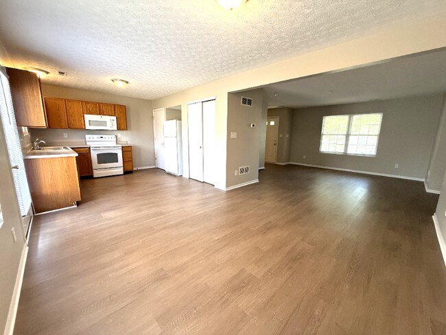 Foto del edificio - 7031 Osprey Ridge Dr