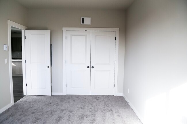 Foto del edificio - 4705 NE 66th Ave