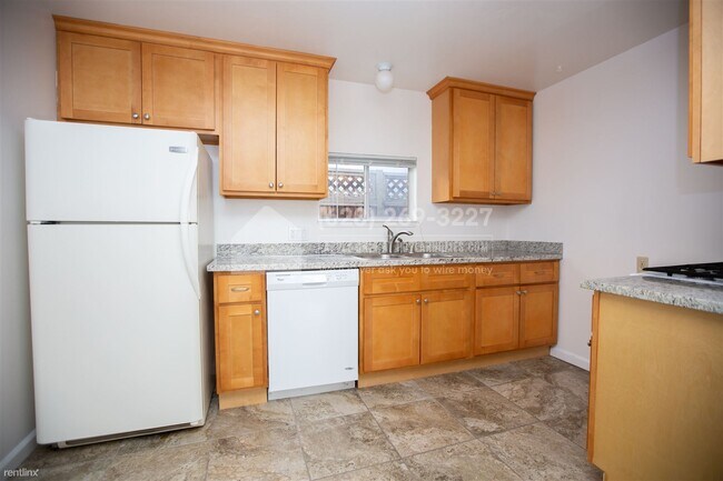 Building Photo - 2 br, 2 bath Duplex - 455 Clifton Ave -