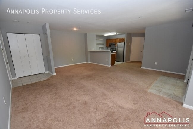 Building Photo - 30 Hearthstone Ct