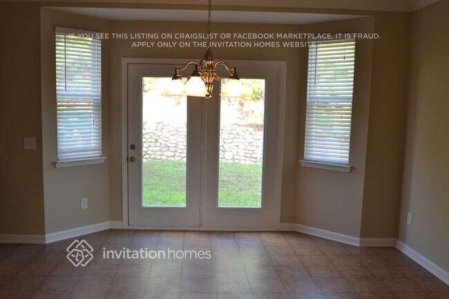 Foto del edificio - 2575 Meadow Trace Dr