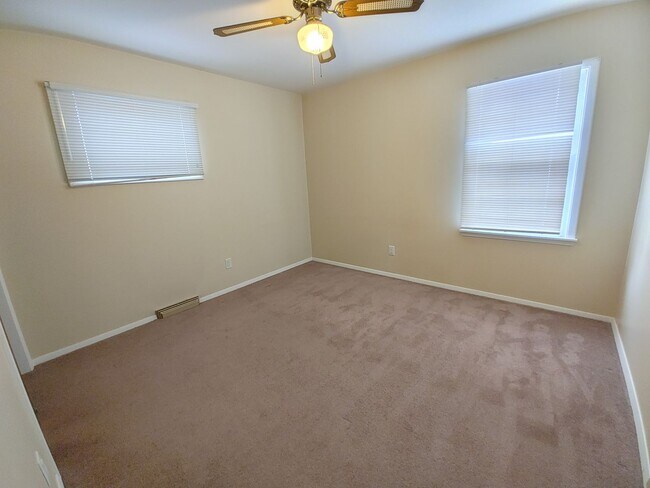 Building Photo - Suprising 4-bedroom home!
