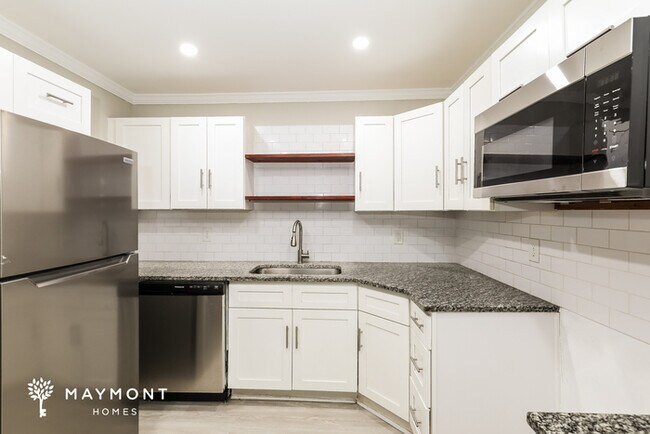 Foto del edificio - 111 Scarlett Dr