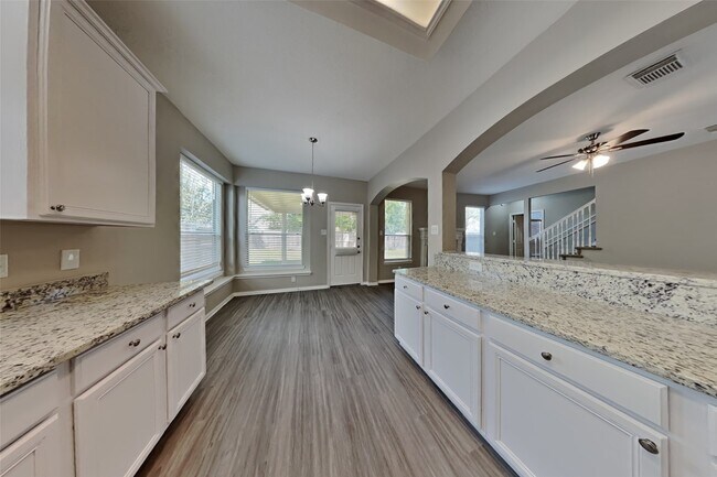 Foto del edificio - 3511 Glenhill Dr