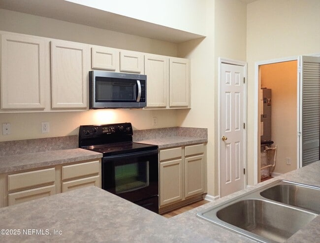 Foto del edificio - 6106 Maggies Cir