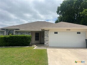 Building Photo - 4708 Bluestem Ln