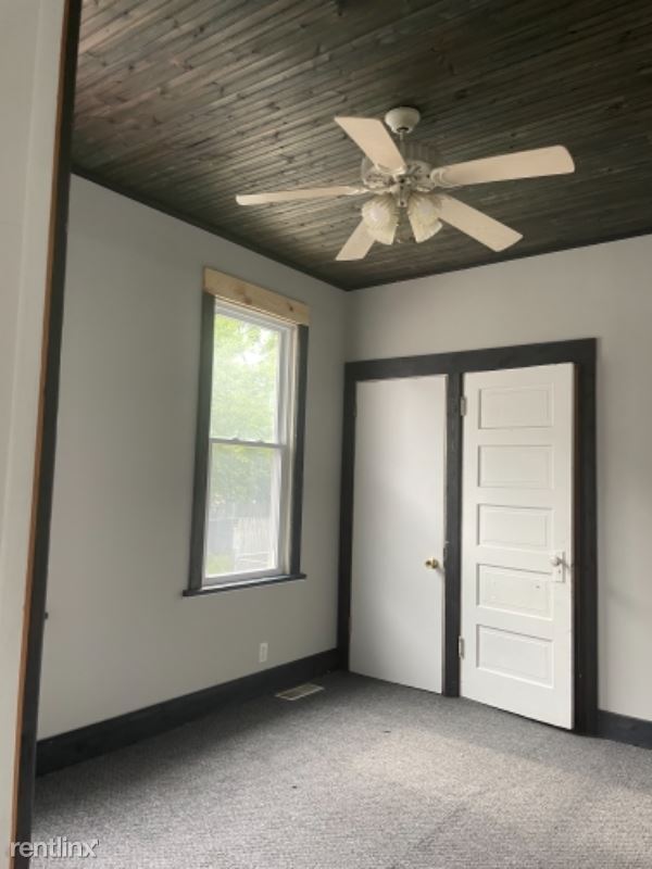 Foto del edificio - 2 br, 1 bath House - 811 E Republic St