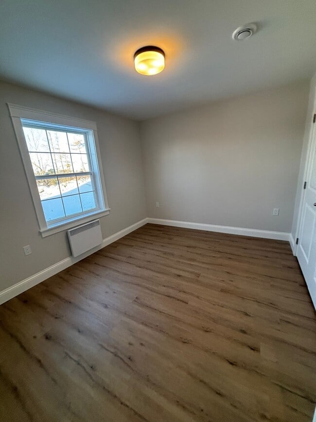 Building Photo - 51 Autumn Ln