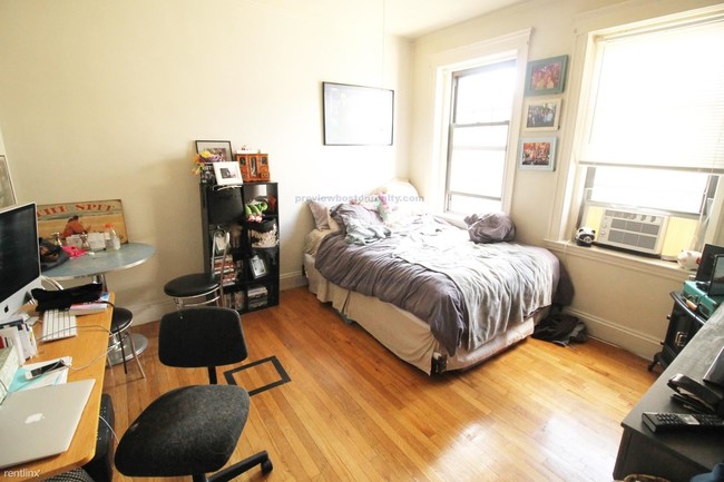 Building Photo - 311 Allston St