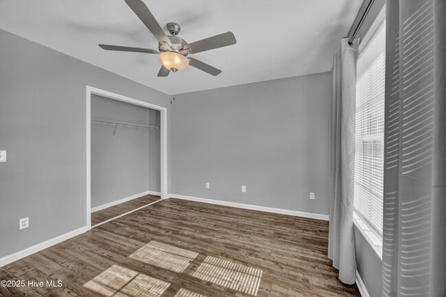 Building Photo - 4609 McClelland Dr
