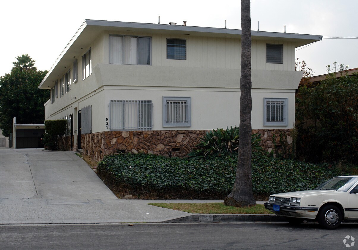 Primary Photo - 822 Austin Ave