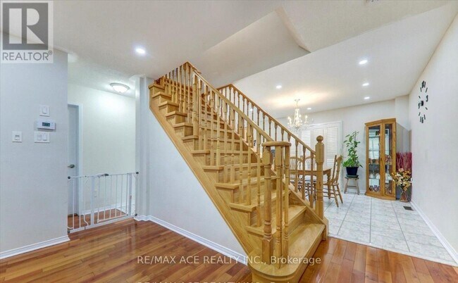 Photo du bâtiment - 7 Glacier Crescent