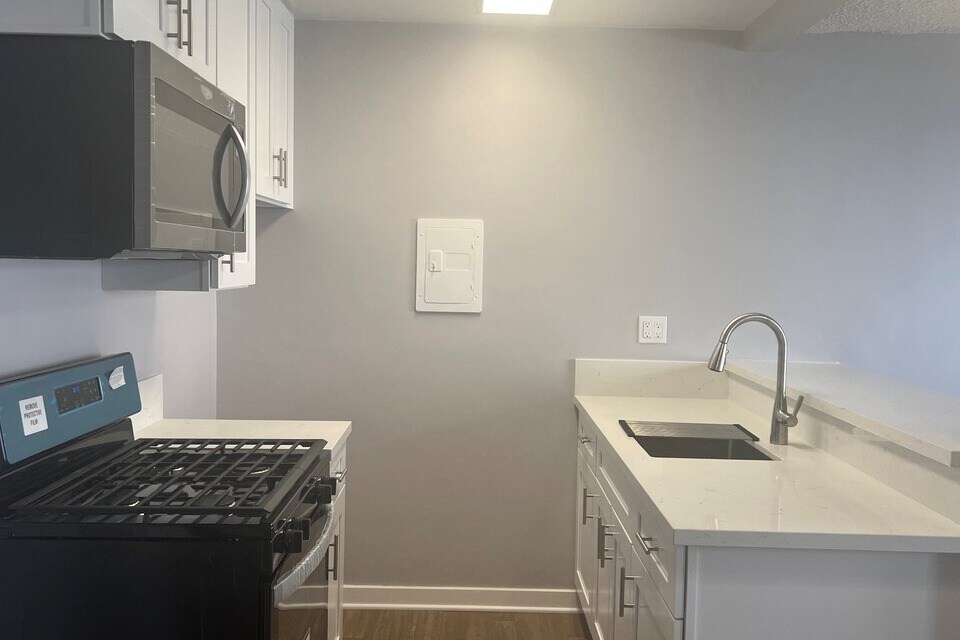 Casa Grande Apartments in Torrance, CA Westside Rentals