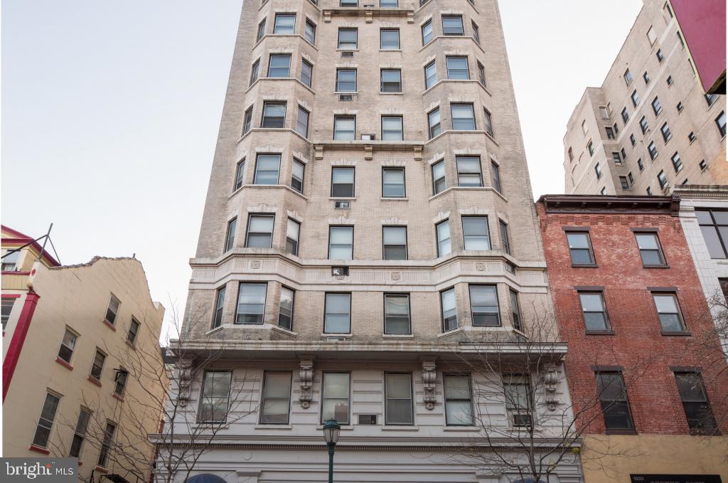 Primary Photo - 1218 Walnut St