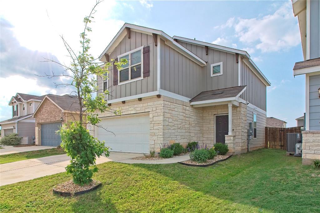 Foto principal - 200 Sandhill Crain St